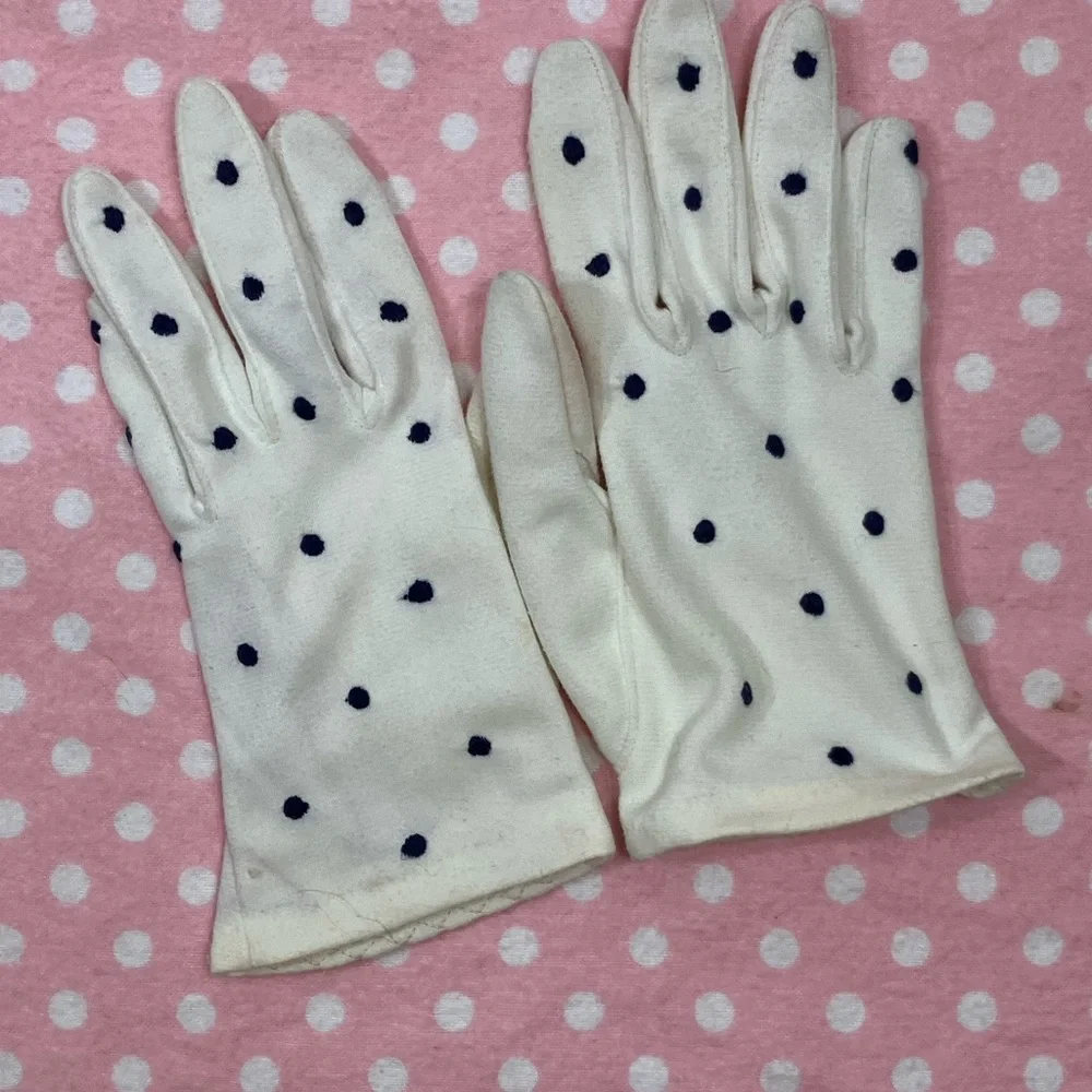 Polka Dot Gloves